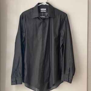 Mens grey dress shirt.
